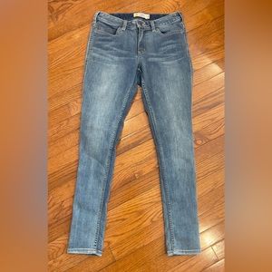 Carhartt Slim Fit Skinny Leg Jeans Women’s Size 4